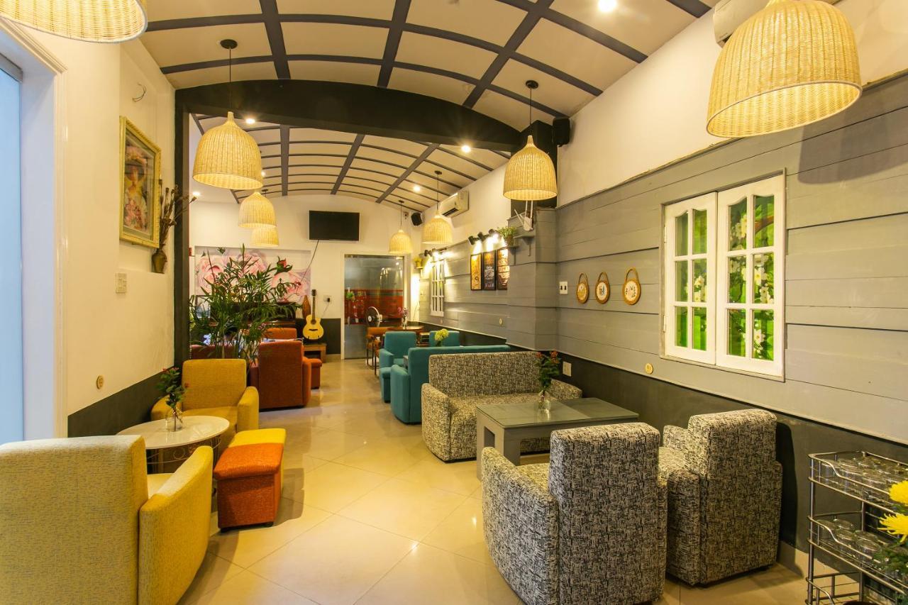 Spot On 667 Minh Anh Villa Coffee And Apartment Da Nang Esterno foto